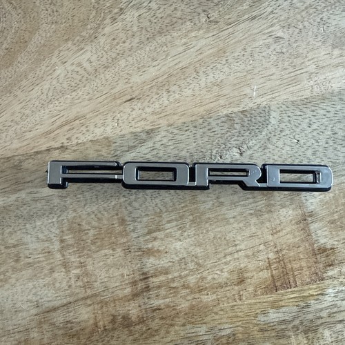 Original ford emblem - original,